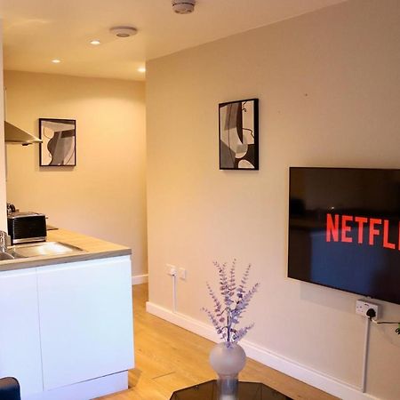 Cozy 1Br Flat Nr Train Station Appartement Southampton Buitenkant foto