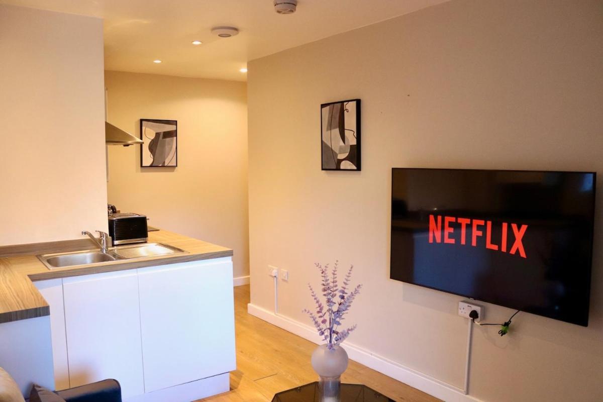 Cozy 1Br Flat Nr Train Station Appartement Southampton Buitenkant foto